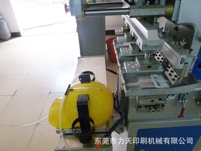 S4S四色穿梭印工作帽 革新印刷工藝，力天機械領航行業新紀元